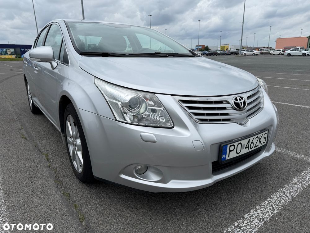 Toyota Avensis 1.8 Sol plus NAVI - 1