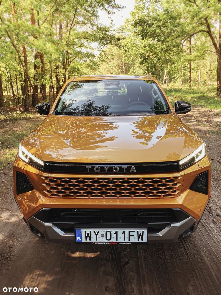 Toyota Hilux 2.8 D-4D mHEV Double Cab Invincible 4x4 - 5