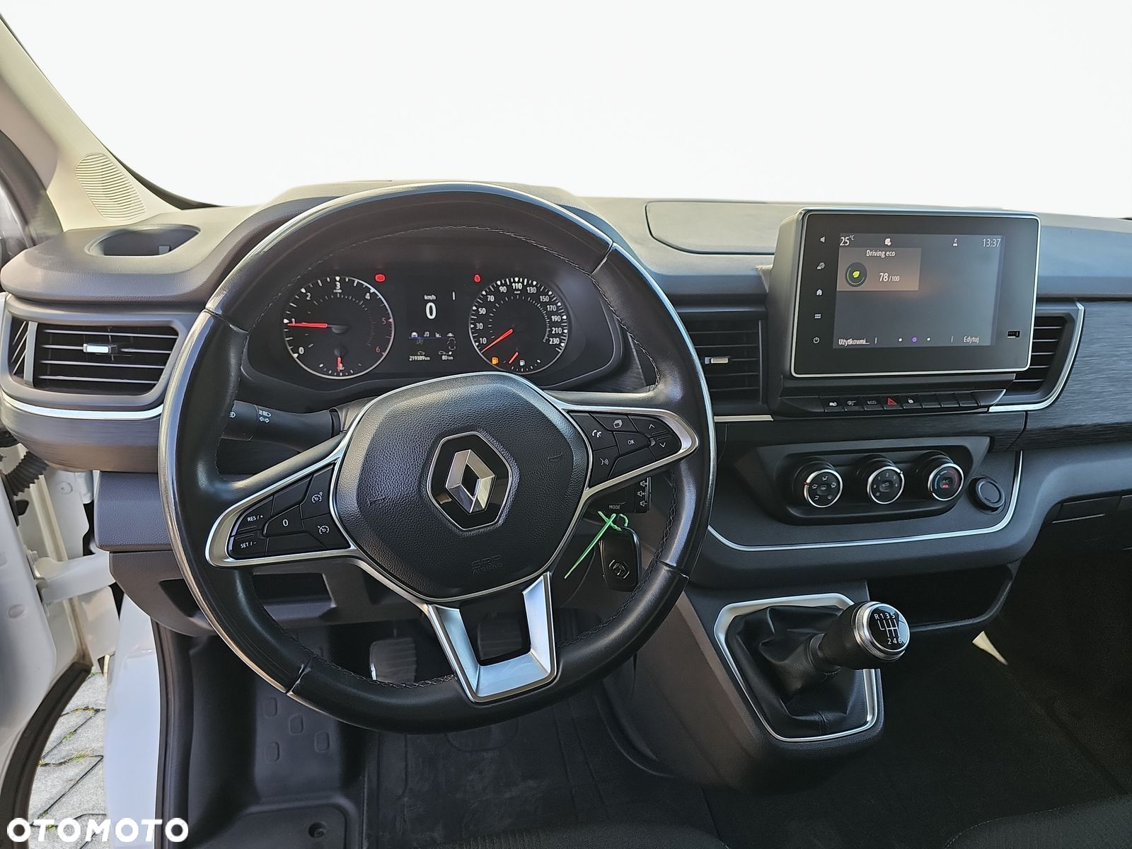 Renault trafic - 11