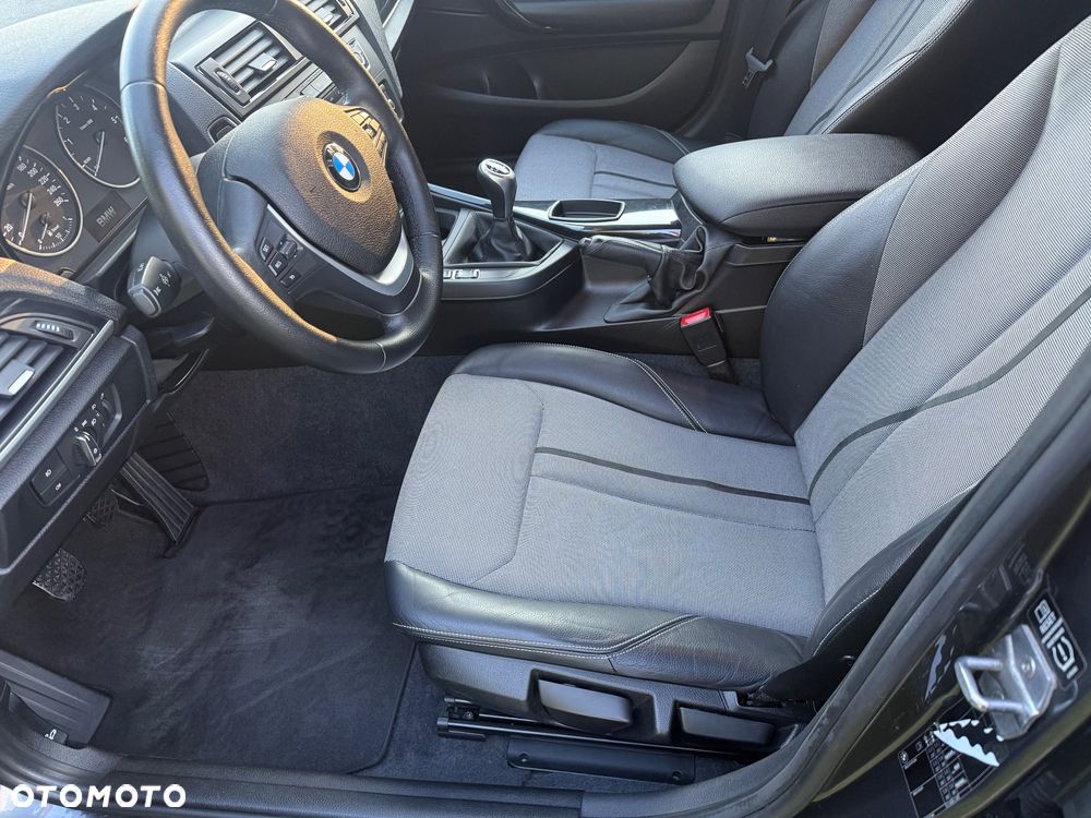 BMW Seria 1 116d EfficientDynamics Edition Sport Line - 10