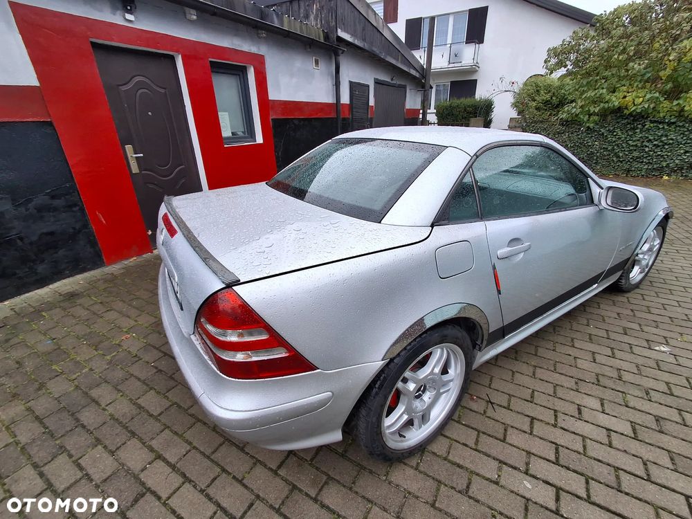 Mercedes-Benz SLK ver-200 - 4