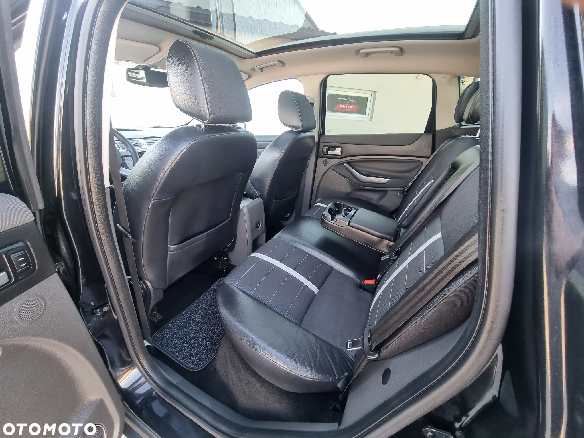Ford Kuga 2.0 TDCi Trend - 13
