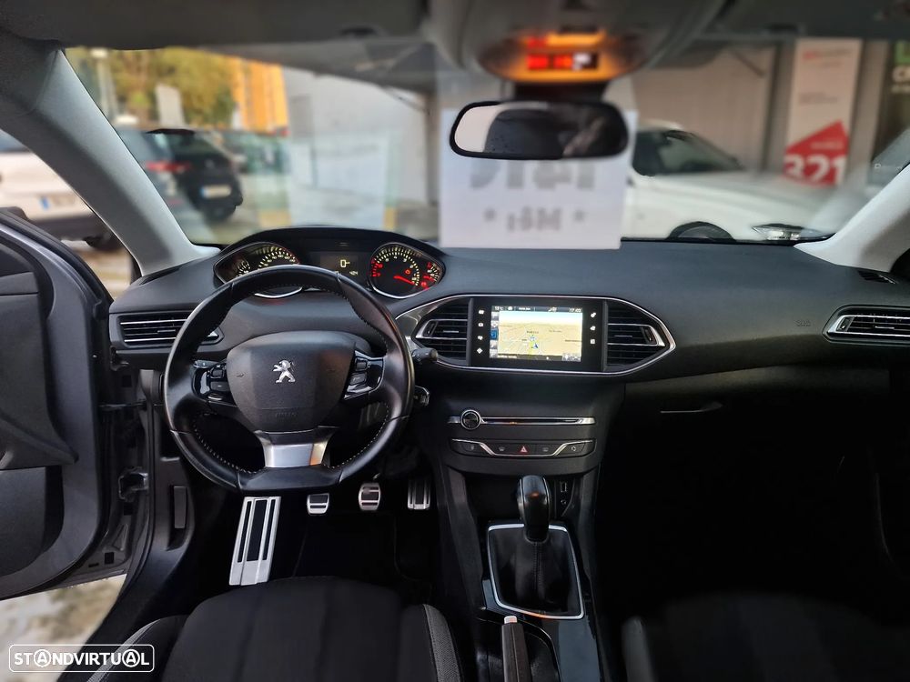 Peugeot 308 PureTech 110 Stop & Start Style - 10