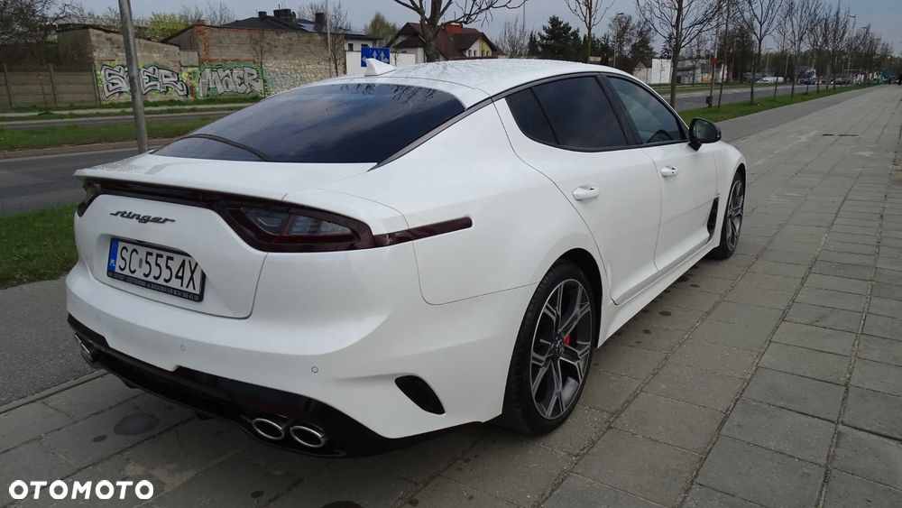 Kia Stinger - 6