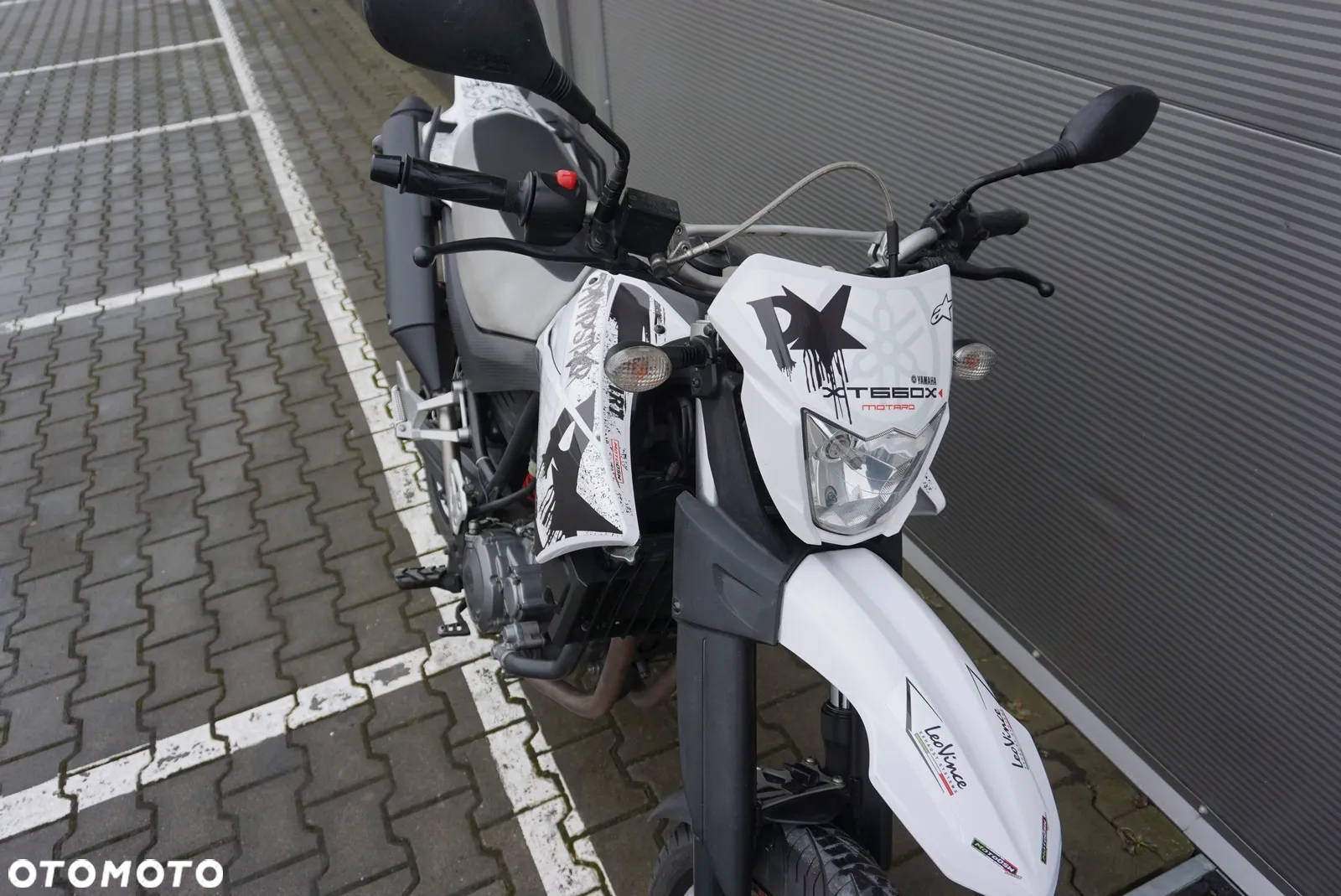 Yamaha XT - 6