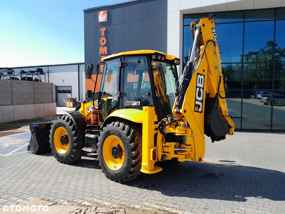 JCB JCB 4CX AEC  2023r - 9
