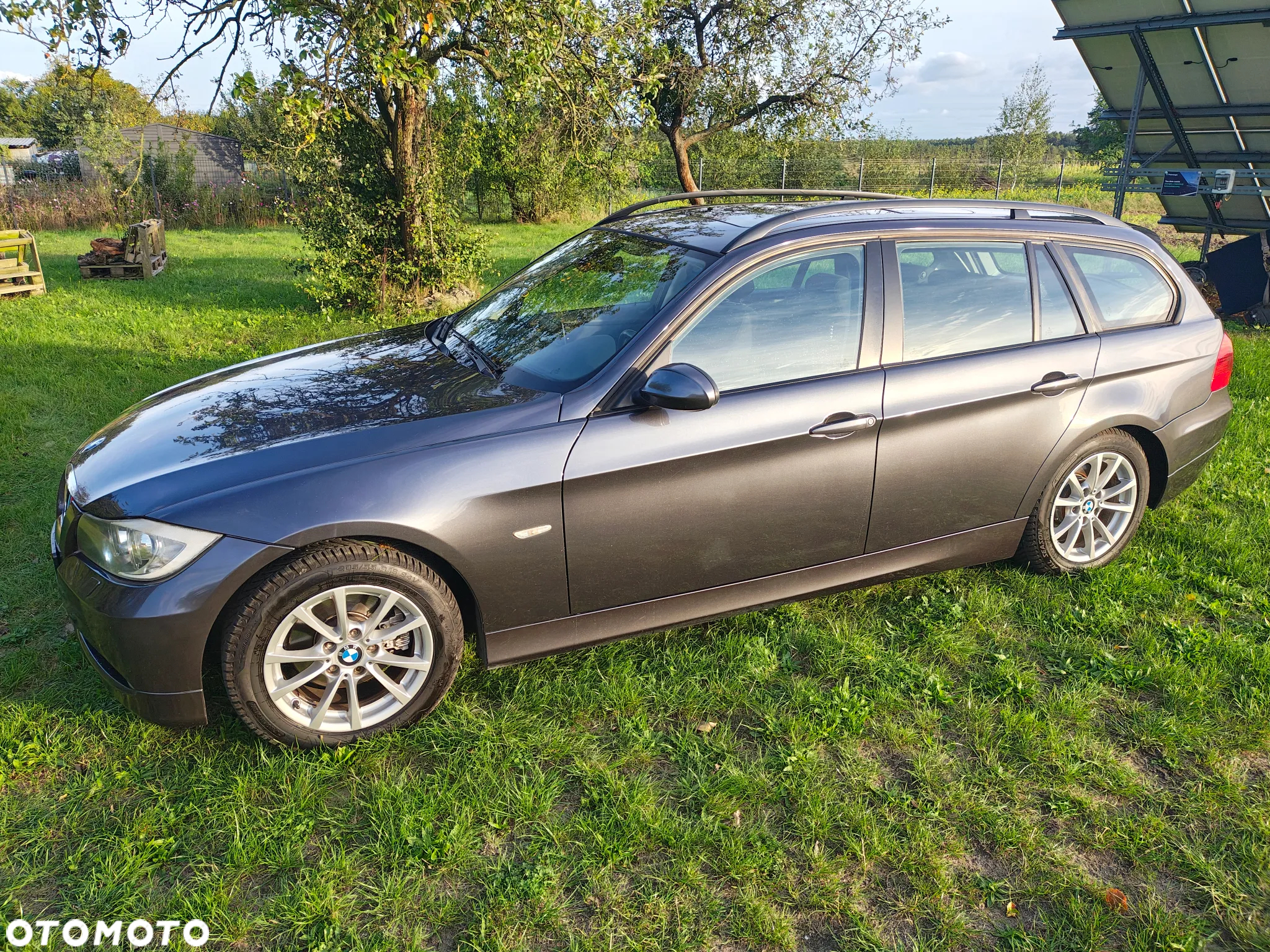 BMW Seria 3 320i Touring - 34