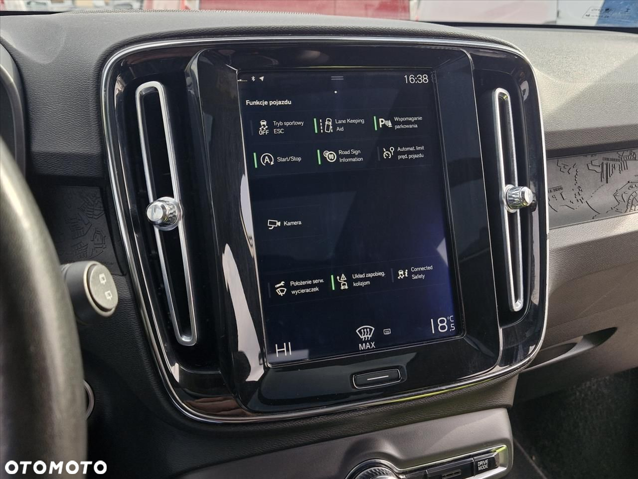 Volvo XC 40 D3 SCR Momentum - 15