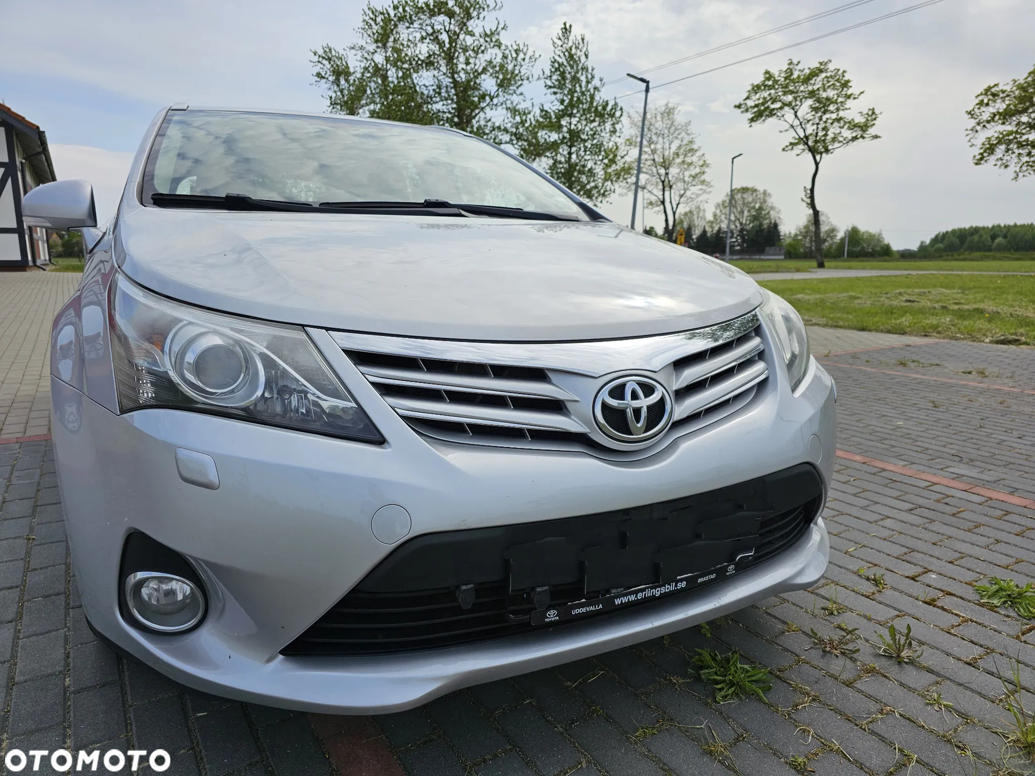 Toyota Avensis Combi 2.0 Executive - 10