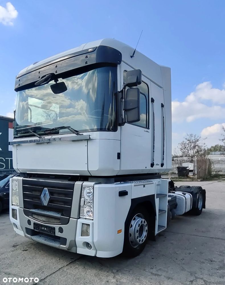 Renault MAGNUM 480 EEV - 3