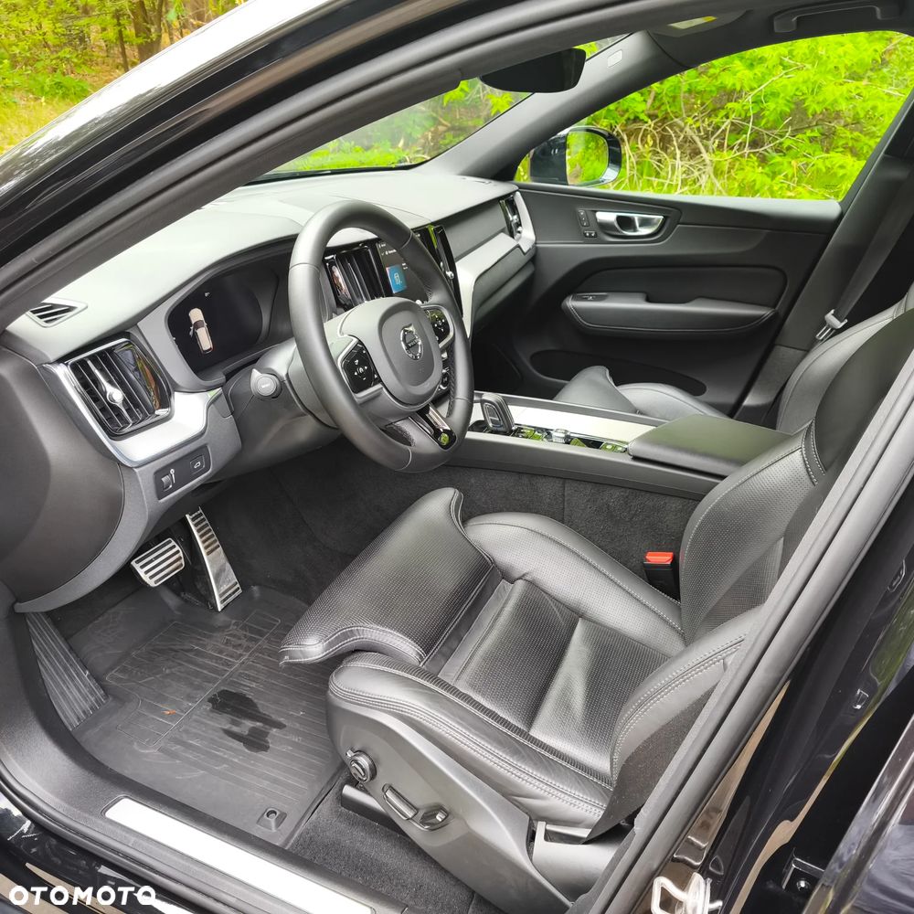 Volvo XC 60 B5 B AWD R-Design - 7