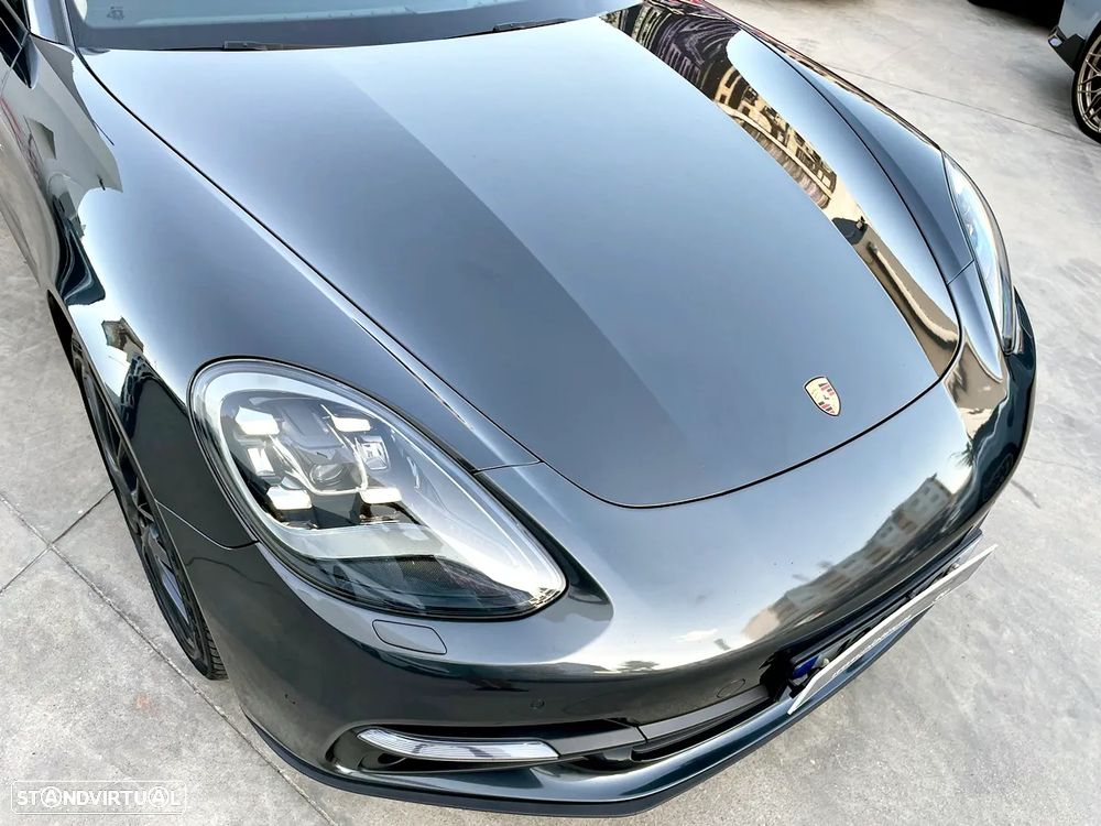 Porsche Panamera Sport Turismo 4 E-Hybrid Edition 10 Anos - 48
