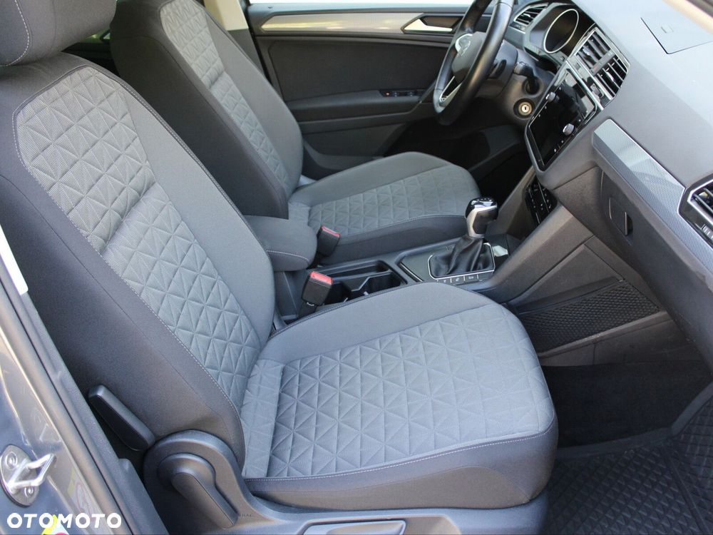 Volkswagen Tiguan 2.0 TDI SCR Life DSG - 17