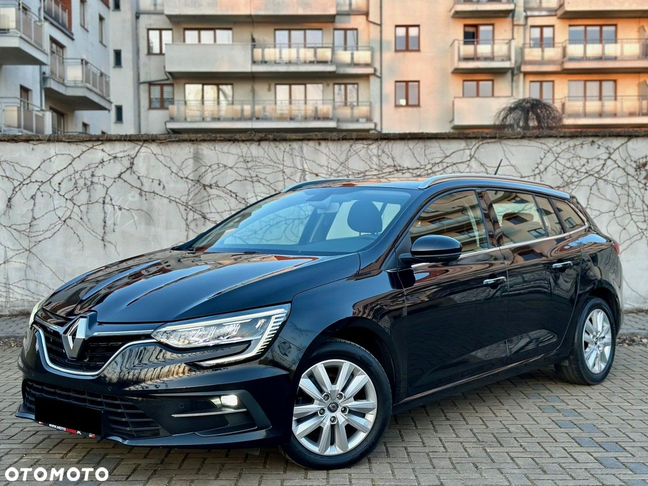 Renault Megane Grandtour TCe 140 GPF EDC LIMITED - 14