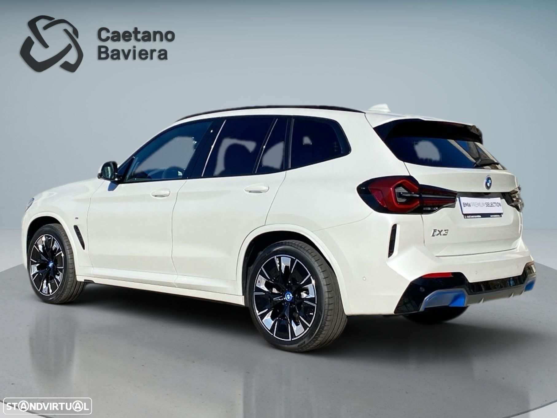 BMW iX3 M Sport Impressive - 35