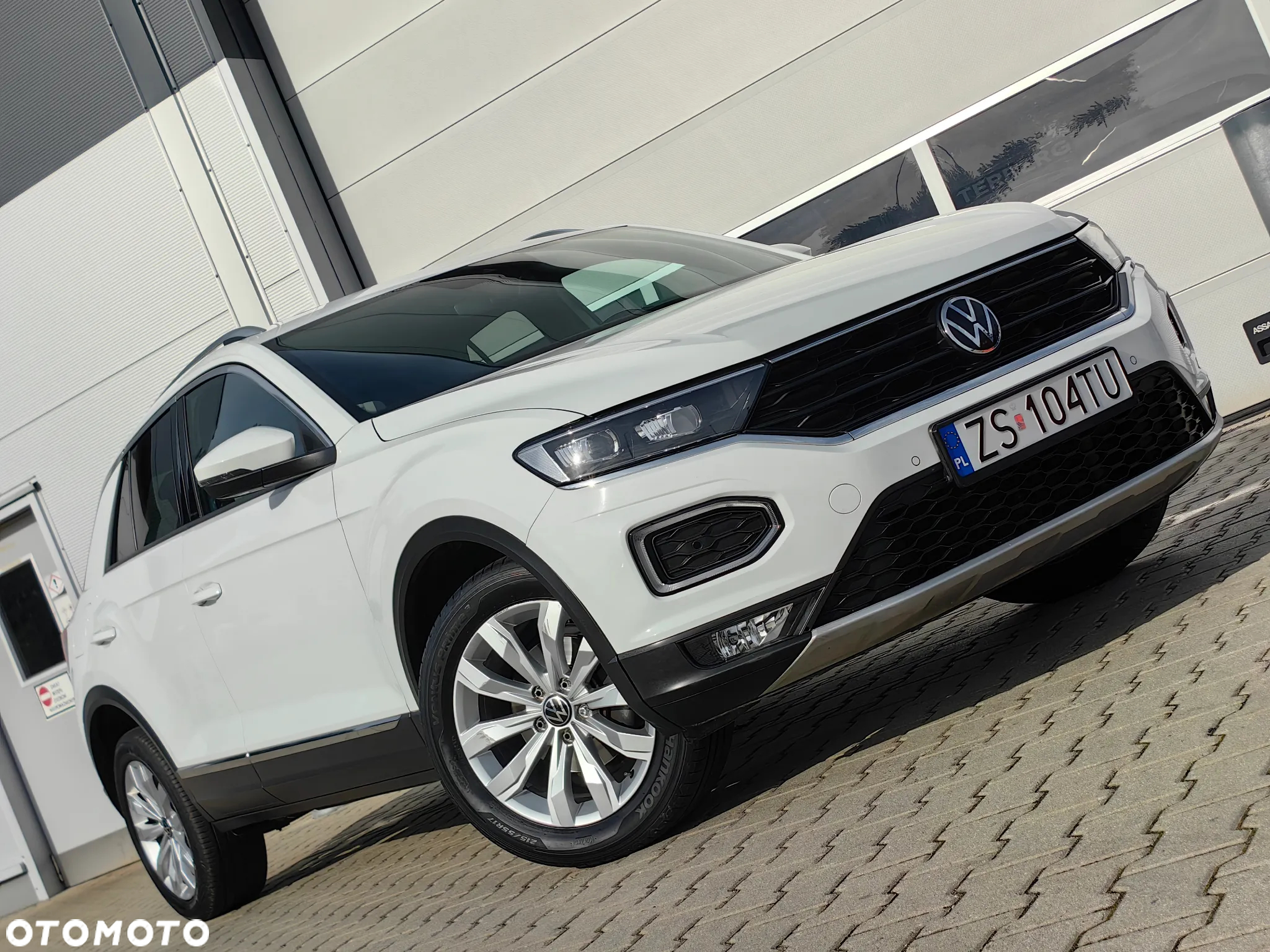 Volkswagen T-Roc 1.5 TSI ACT Premium - 27