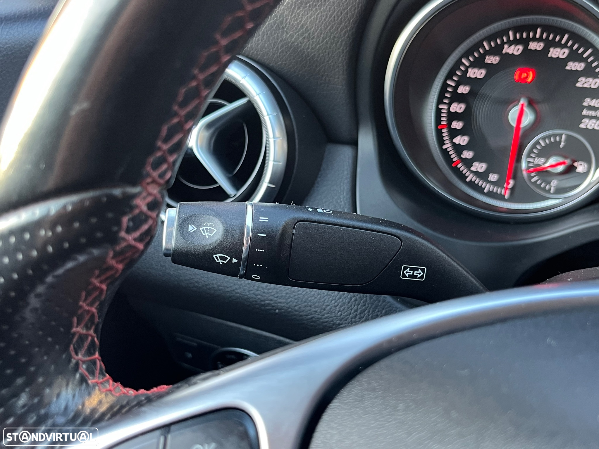 Mercedes-Benz CLA 180 d AMG Line - 17