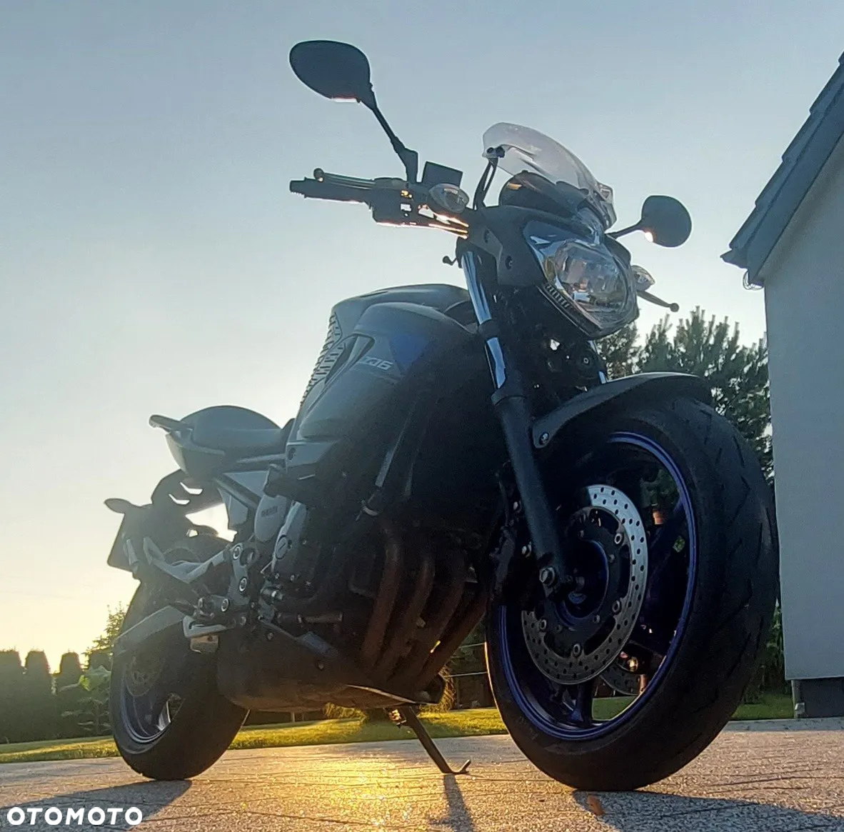 Yamaha XJ - 2
