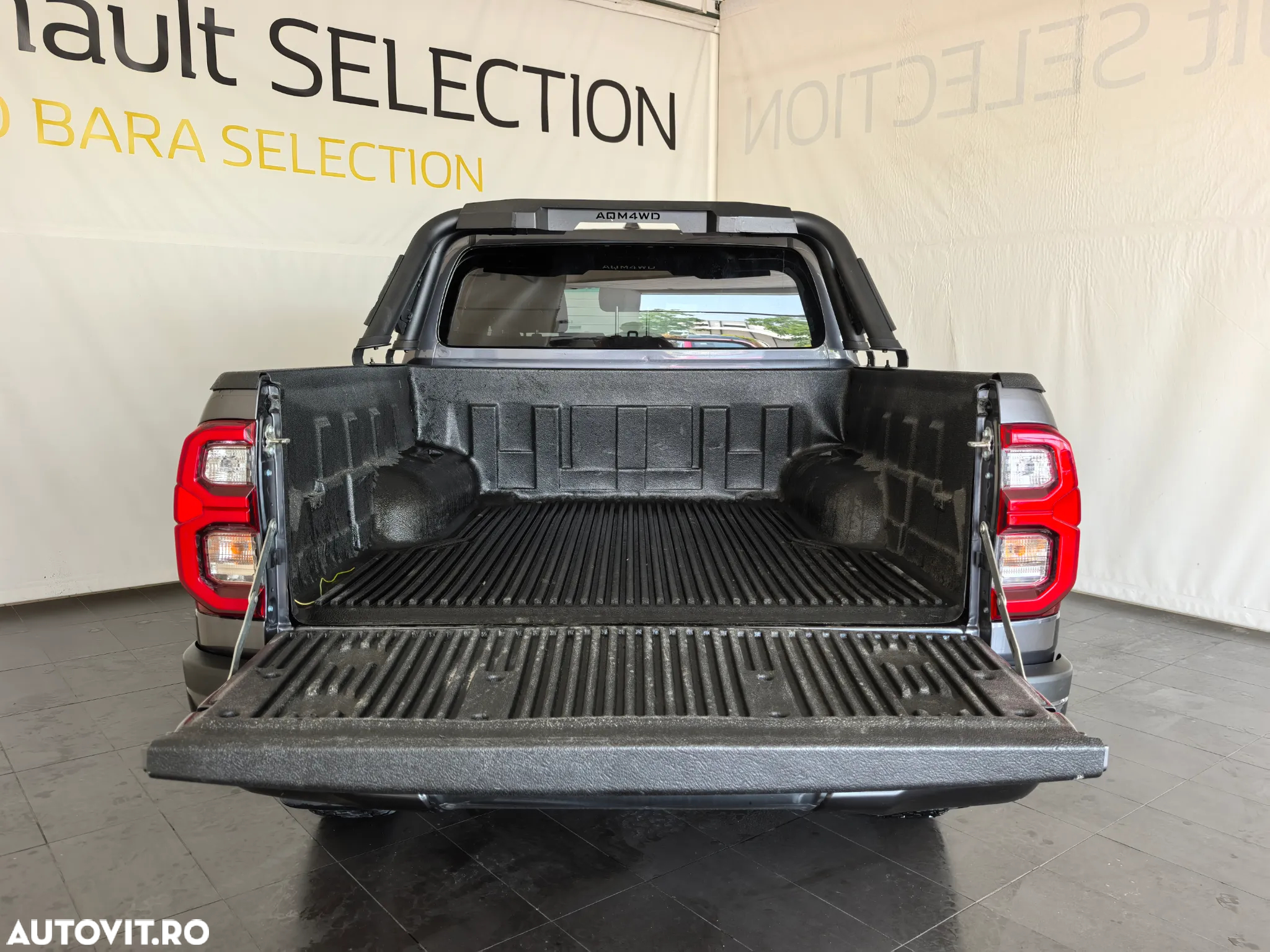 Toyota Hilux 2.8D 204CP 4x4 Double Cab AT GR Sport - 7