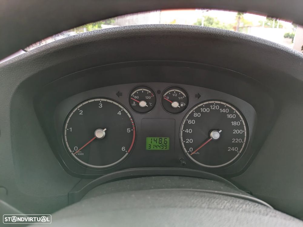Ford Focus 1.6 TDCi Sport - 6