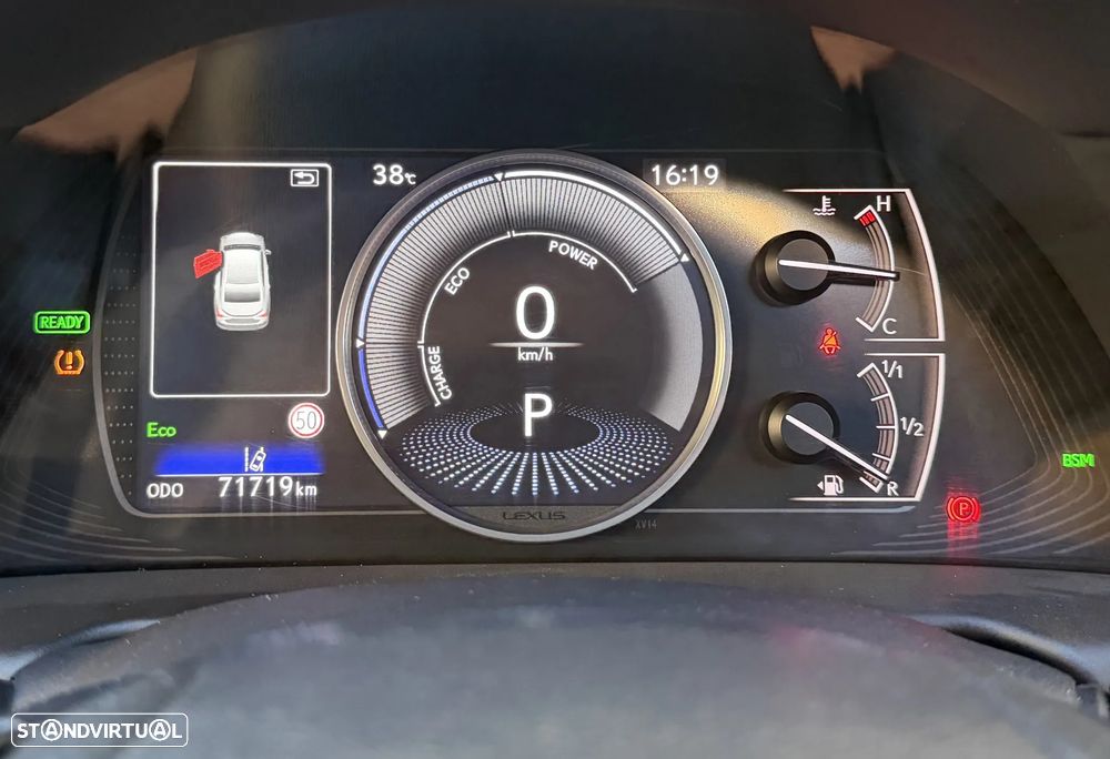 Lexus ES 300h Luxury+ - 24