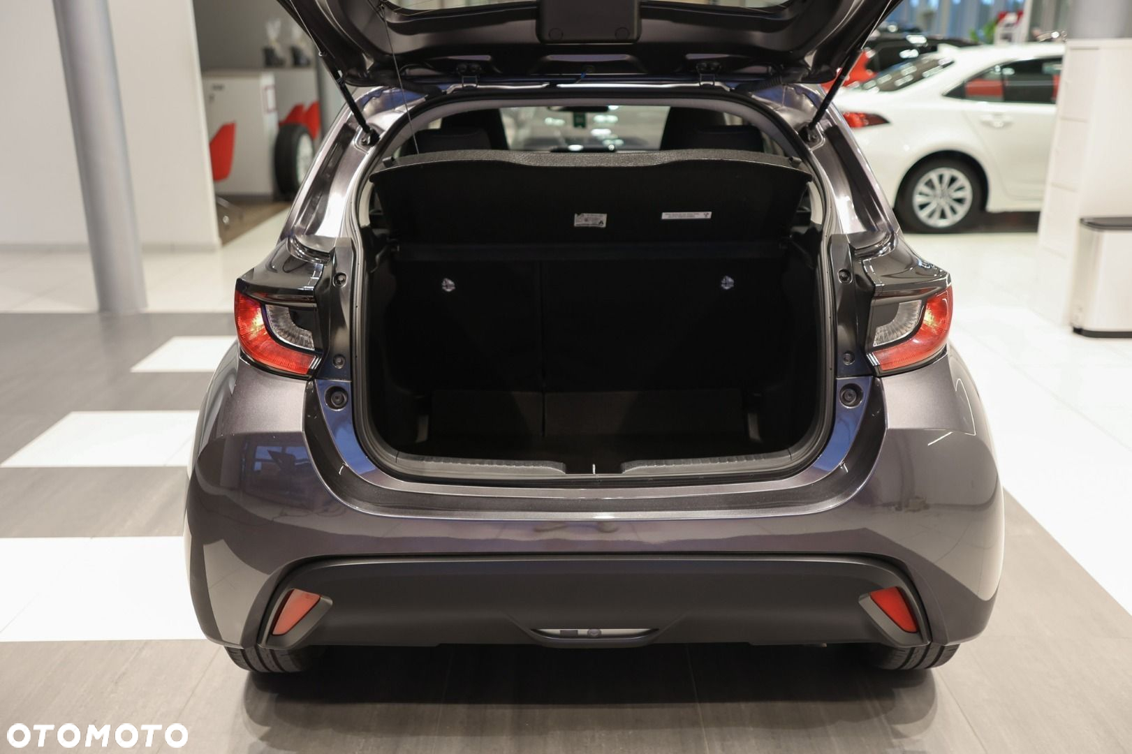 Toyota Yaris - 28