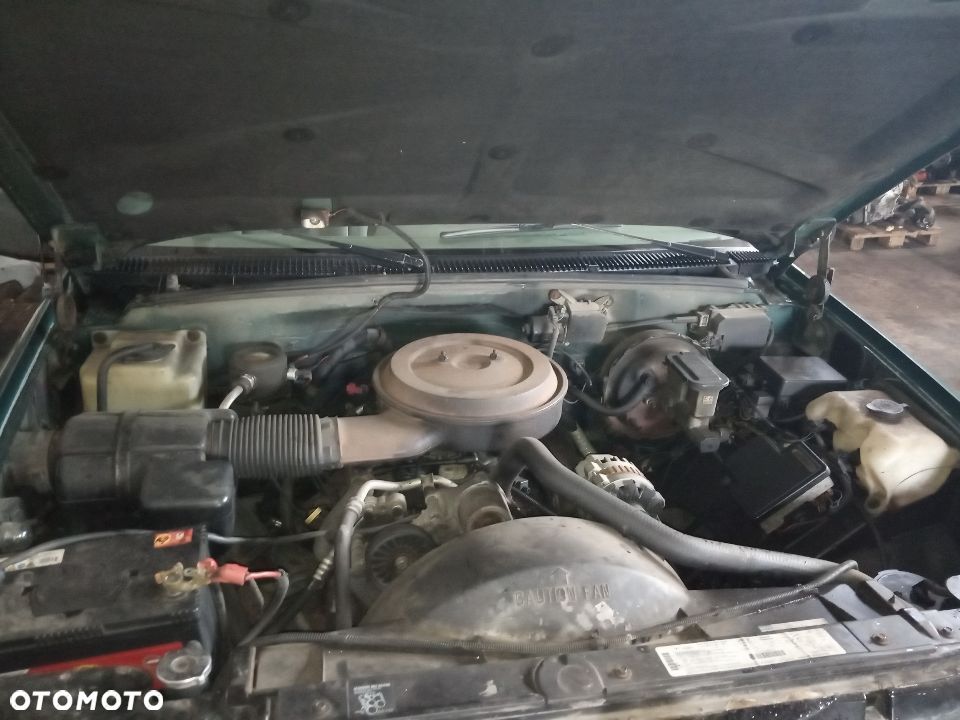 Chevrolet Tahoe 1995 1500 5.7 350cu 4x4 na czesci silverado suburban k1500 c/k k2500 gmc yukon jimmy sierra c1500 c2500 c3500 k3500 5.0 6.5 4.3 v6 v8 pickup parts - 8