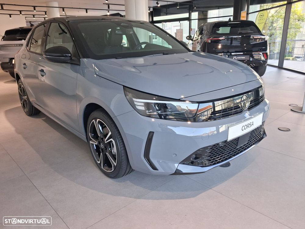 Opel Corsa 1.2 T GS - 1