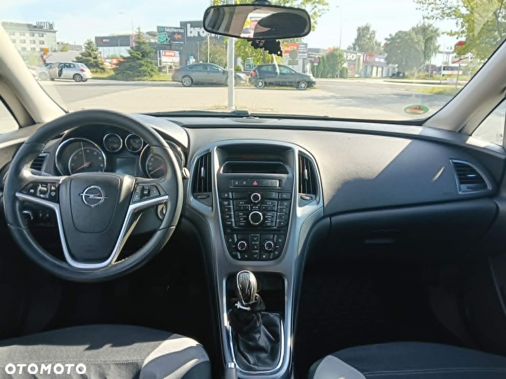 Opel Astra 1.4 Enjoy - 4