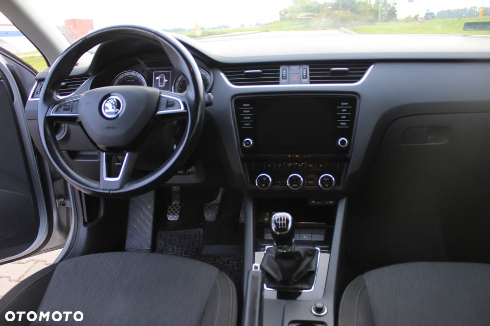 Skoda Octavia 2.0 TDI Style - 4