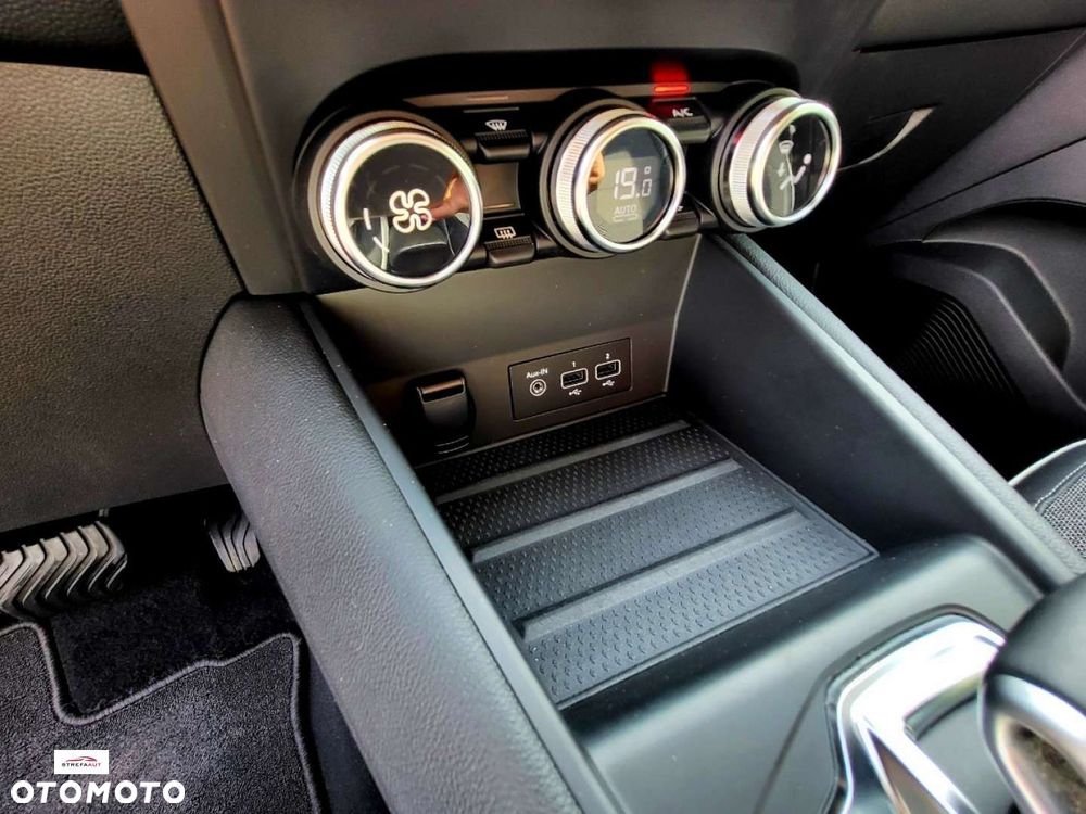 Renault Captur - 16