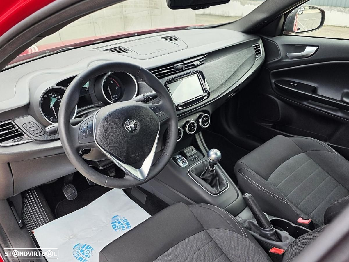 Alfa Romeo Giulietta 1.6 JTDm Super J18 - 17
