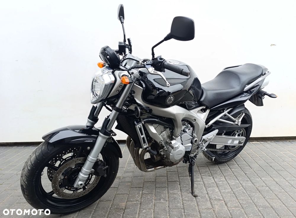 Yamaha FZ6 - 3