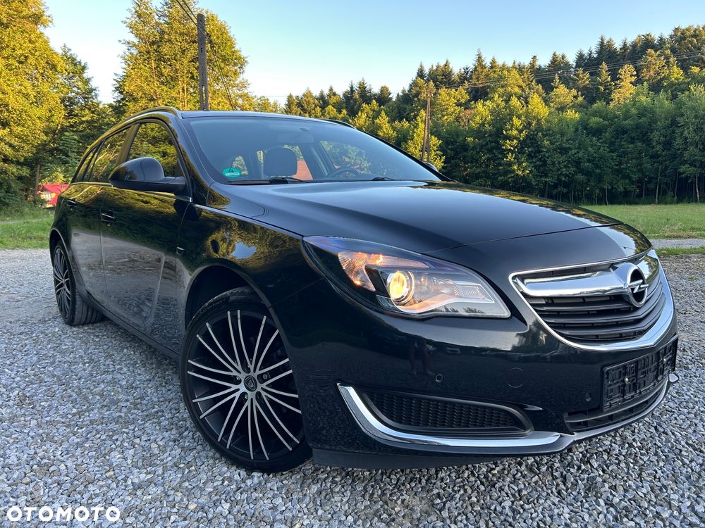 Opel Insignia 1.4 Turbo Sports Tourer ecoFLEXStart/Stop Design Edition - 2