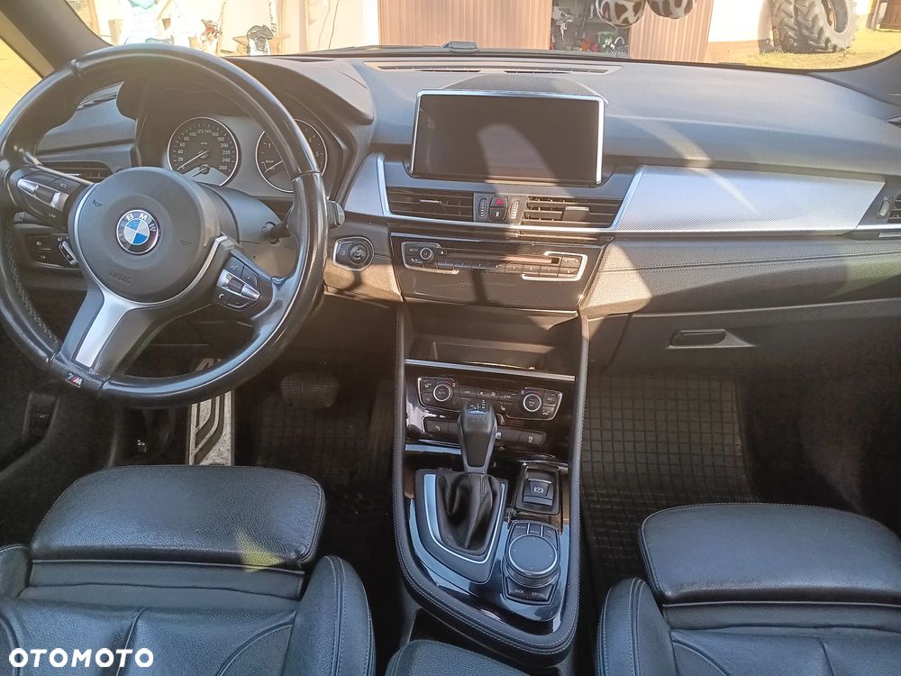 BMW Seria 2 220d xDrive Sport-Aut M Sport - 9