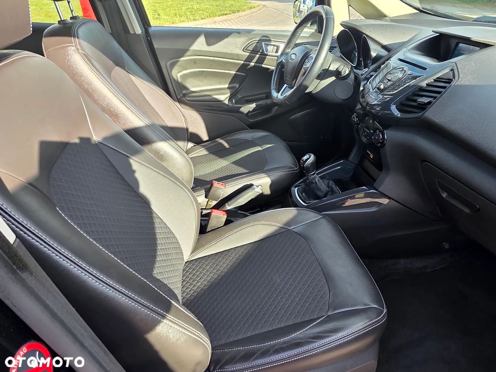 Ford EcoSport 1.5 TDCi TITANIUM - 11
