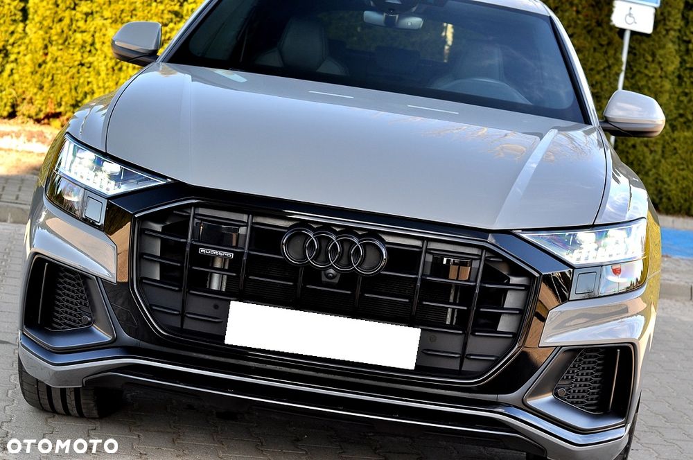 Audi Q8 55 TFSI quattro tiptronic competition plus - 11