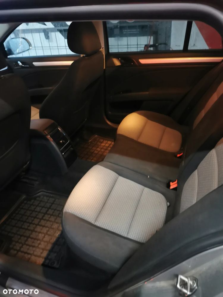 Skoda Superb 1.8 TSI Ambition - 11