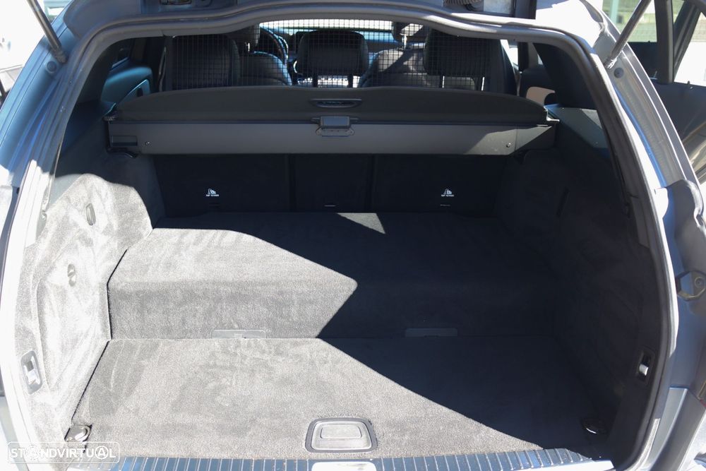 Mercedes-Benz C 300 de AMG Line - 35