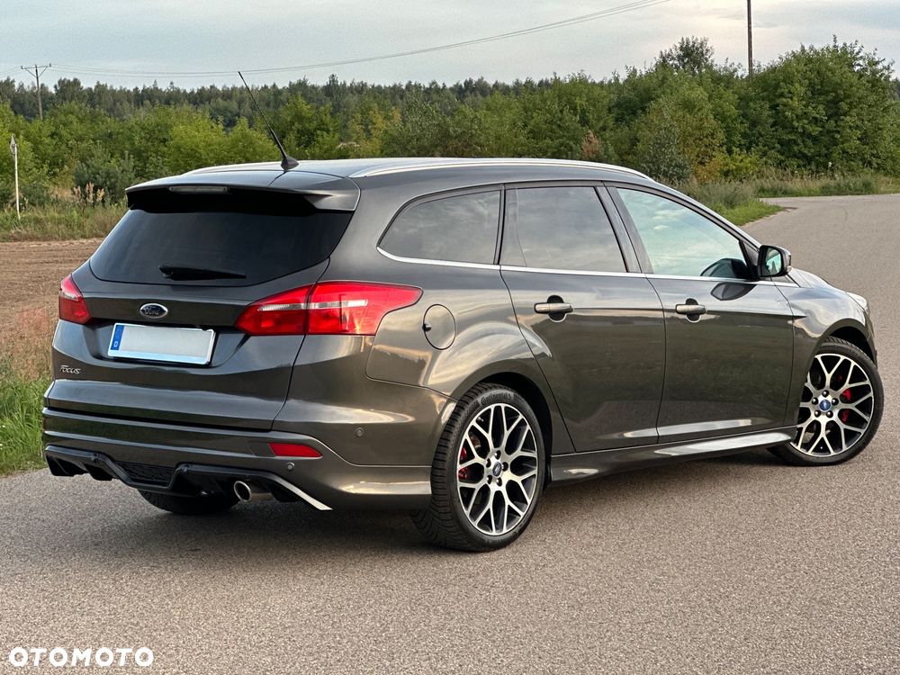 Ford Focus - 14