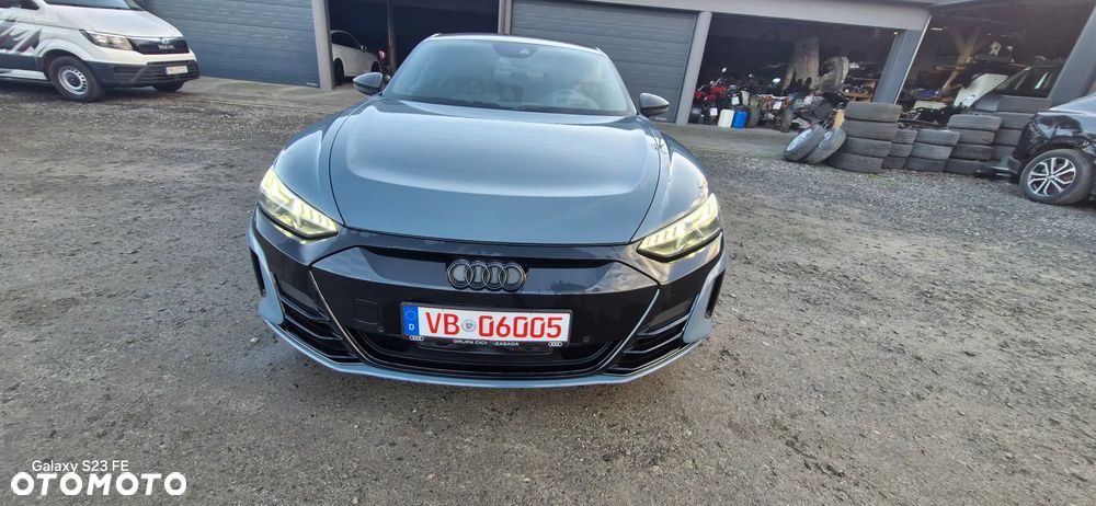 Audi e-tron GT - 4
