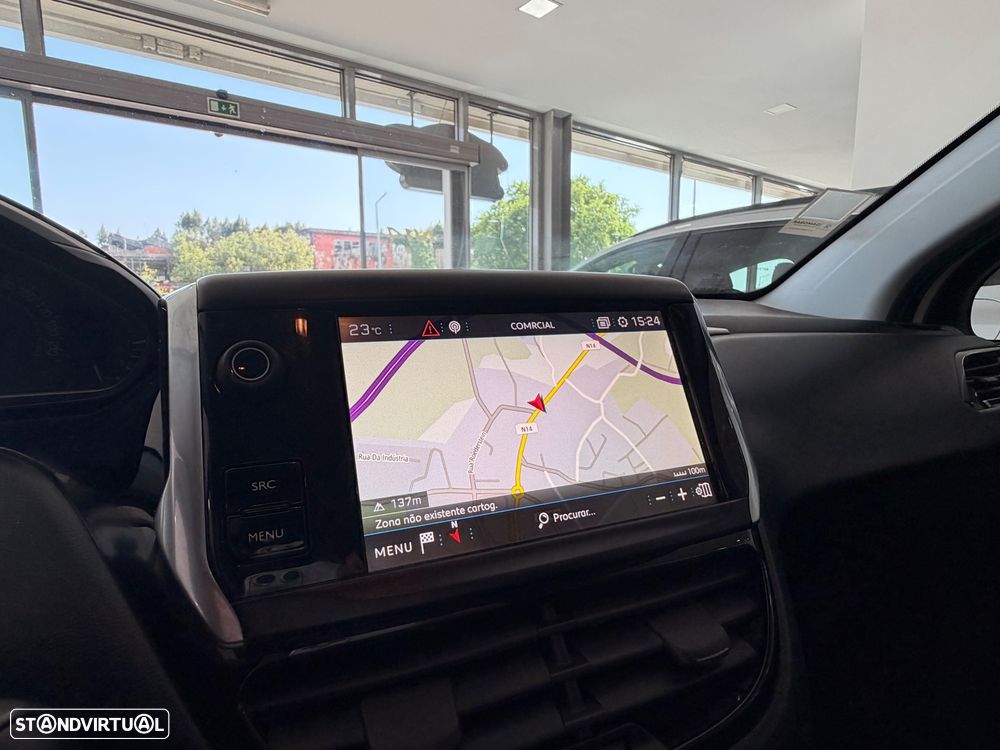 Peugeot 208 1.5 BlueHDi Signature - 11