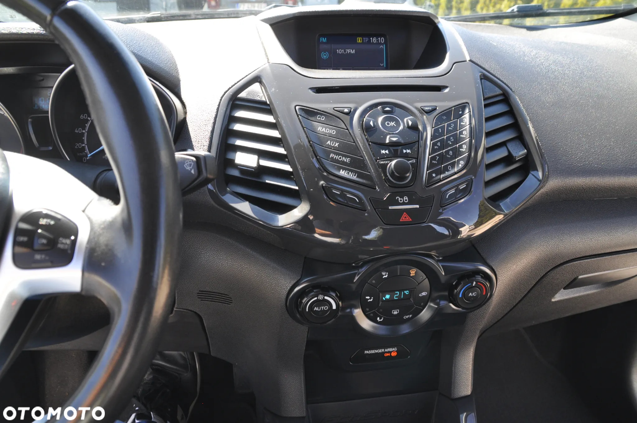 Ford EcoSport 1.0 EcoBoost TITANIUM X - 22