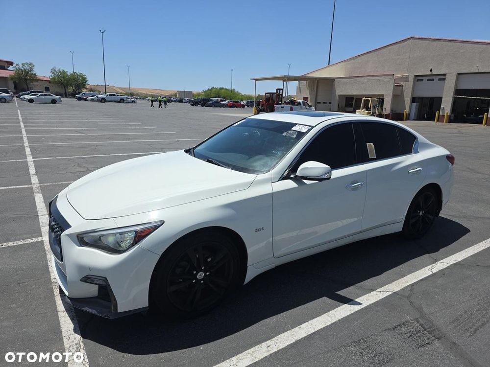 Infiniti Q50 - 3