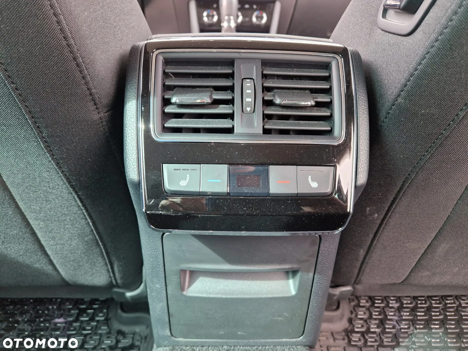 Skoda Superb 2.0 TDI SCR Style DSG - 15