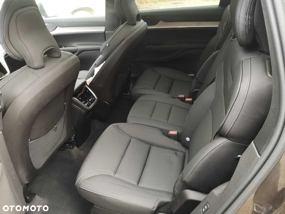 Volvo EX90 2025