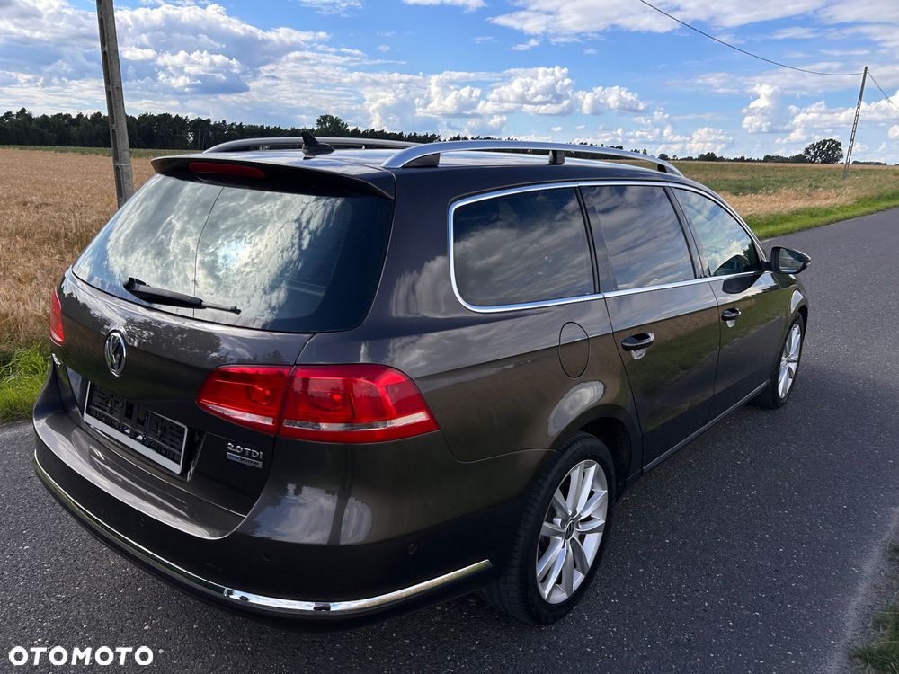 Volkswagen Passat 2.0 TDI DPF DSG Comfortline - 5