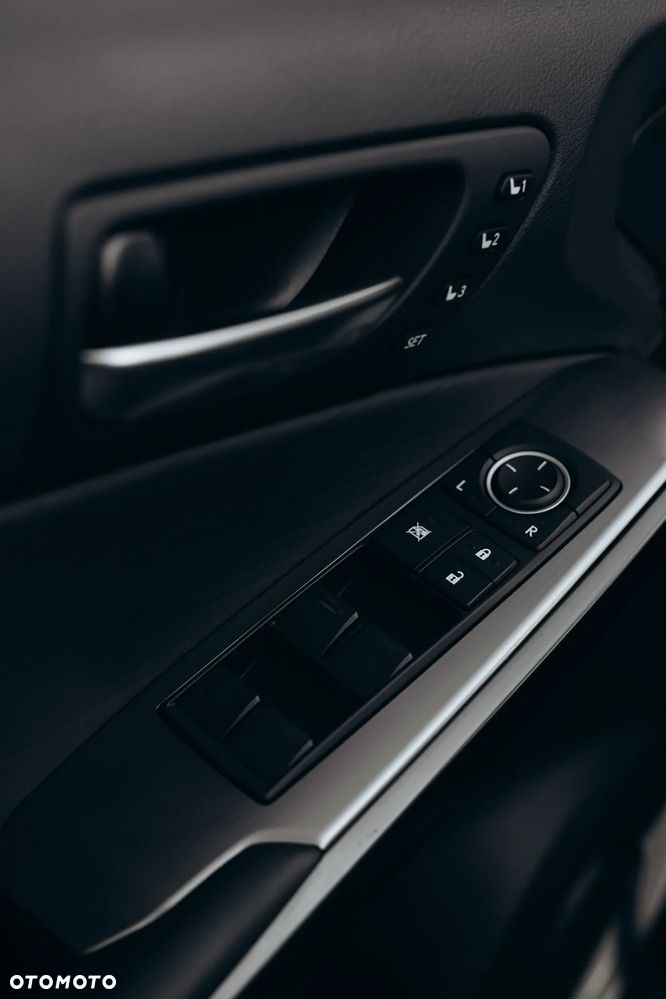 Lexus IS - 22