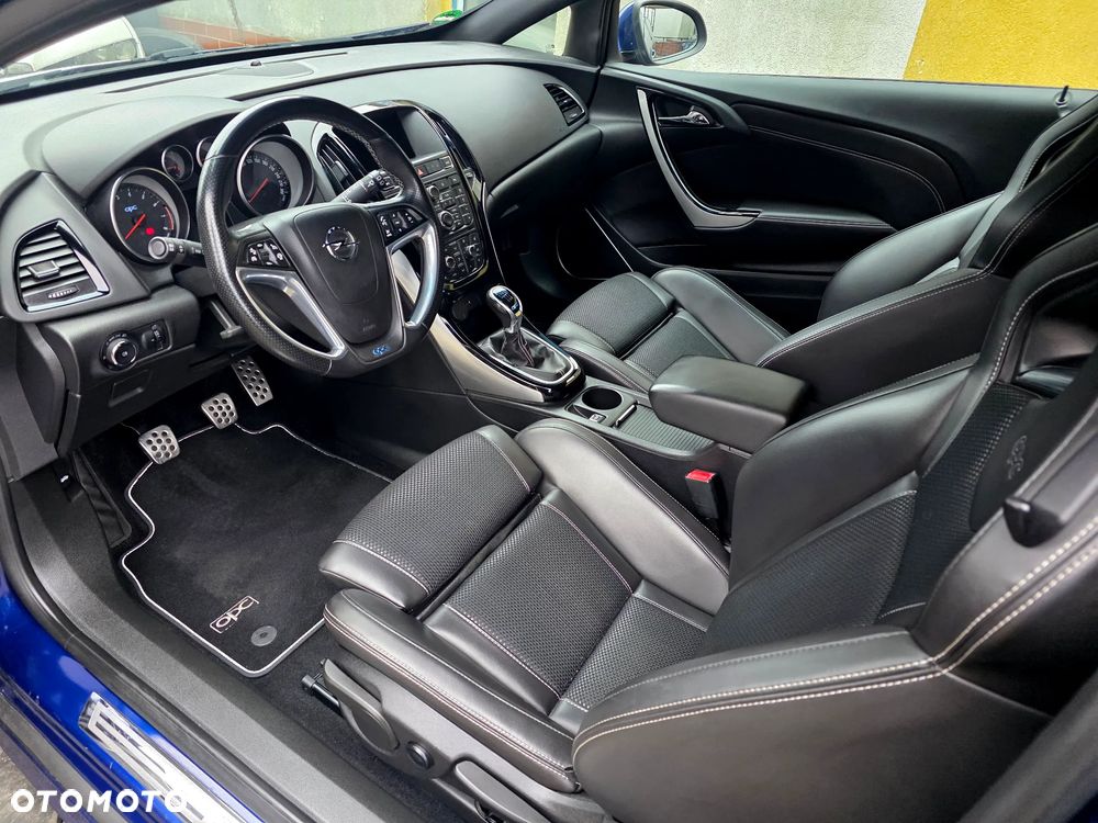 Opel Astra OPC Start/Stop - 6