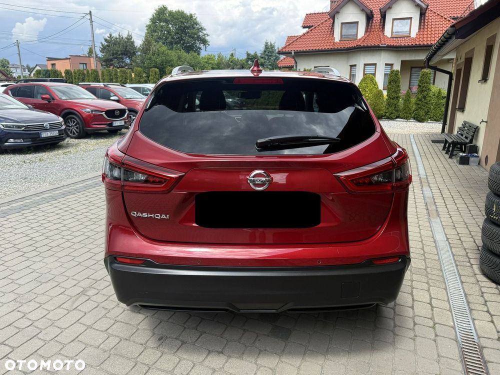 Nissan Qashqai 1.3 DIG-T N-WAY - 8